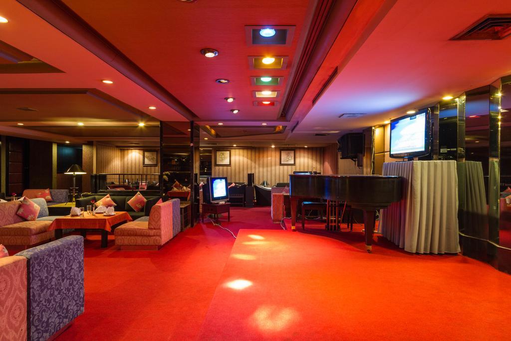 Pornping Tower Hotel Chiang Mai Eksteriør bilde