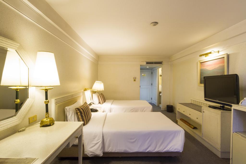 Pornping Tower Hotel Chiang Mai Eksteriør bilde